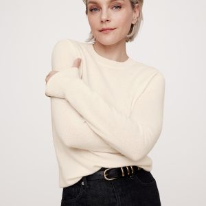 Lightweight Cashmere Crew-Neck Sweater
