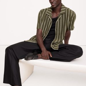 Standard-Fit Jacquard Stripe Resort Shirt