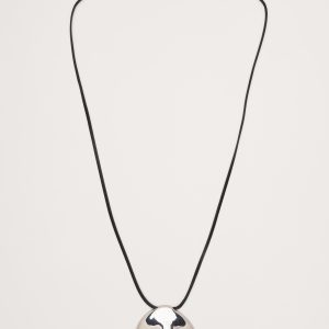 O-Ring Sculpted Medallion Necklace