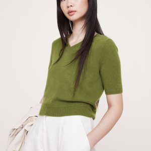 Lightweight Cashmere V-Neck Short-Sleeve Sweater